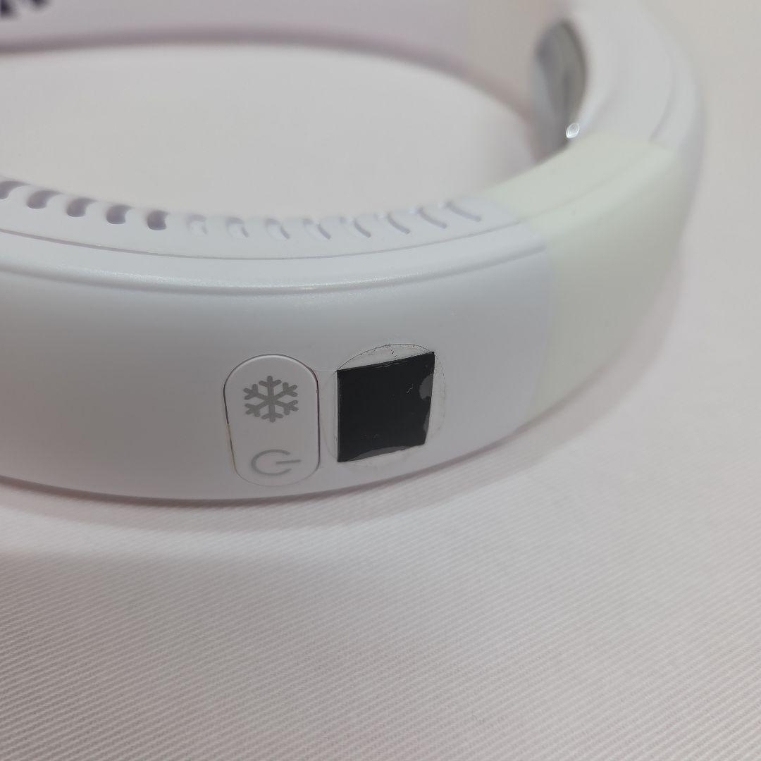 ネッククーラー ホワイト 冷却機能付き