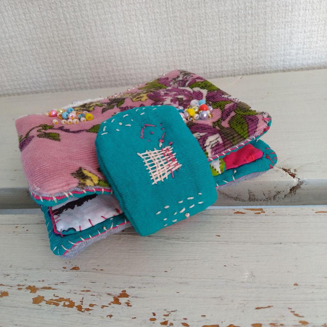 handmade☆いろいろパッチのお財布。折り畳みデザイン