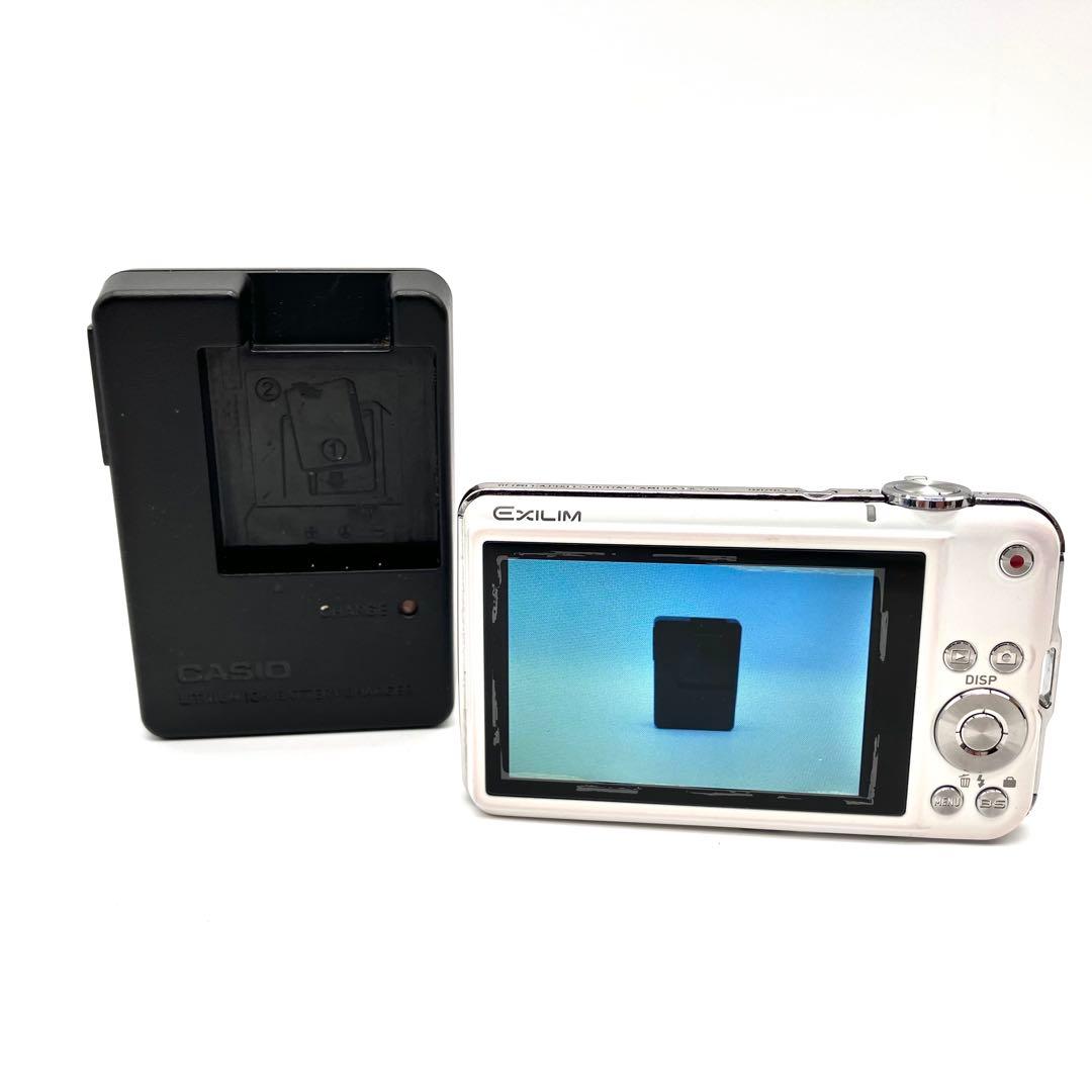 CASIO EXILIM EX-S10 ホワイト　オールドコンデジ