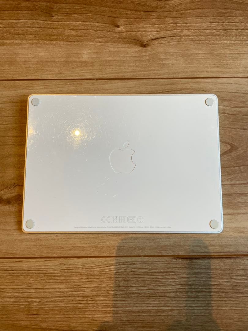 Apple Magic Trackpad2 動作良好 大きな傷なし