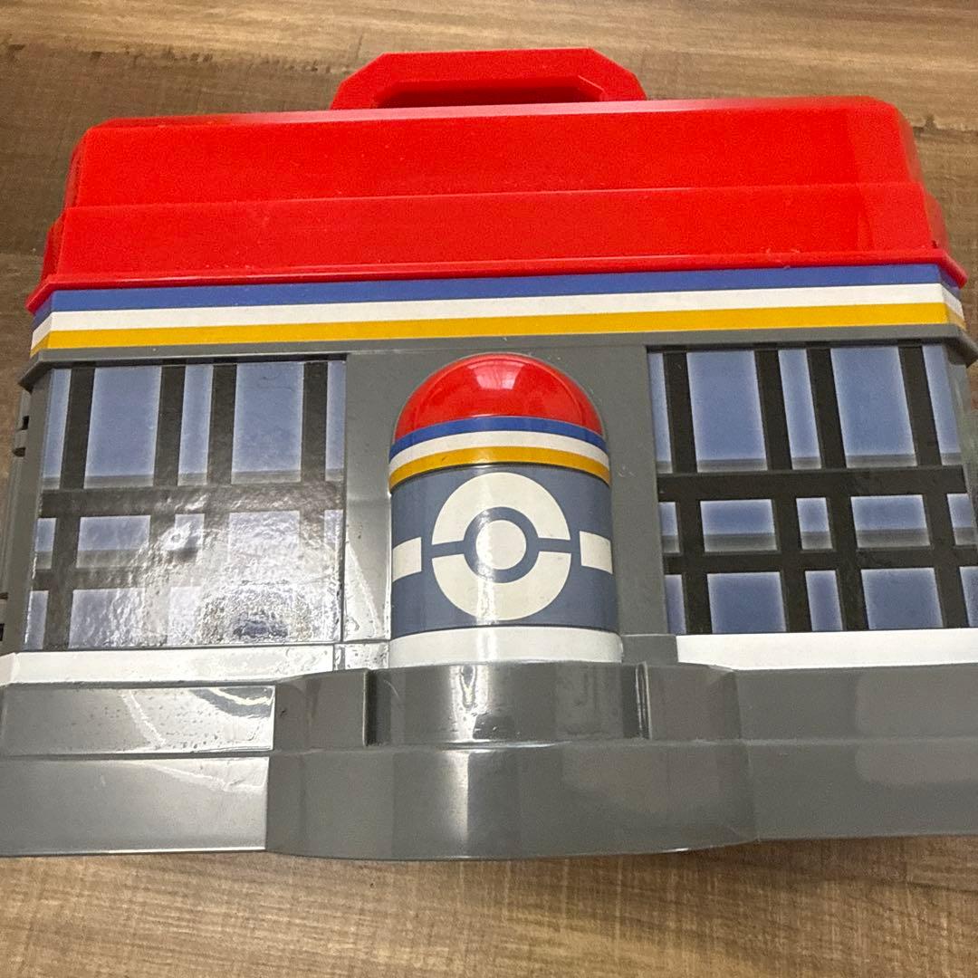 ポケモン　ポケモンセンター　モンコレケース