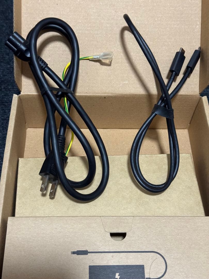 【美品】Razer Thunderbolt 4 Dock ドッキングステーション