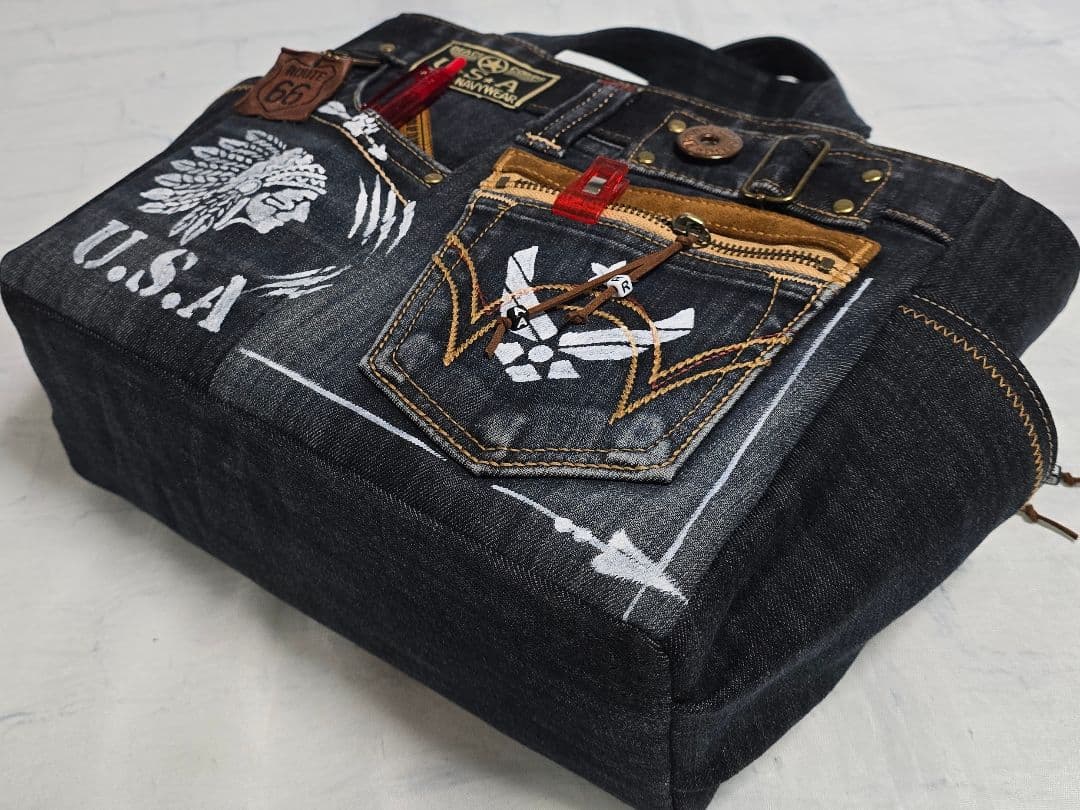 デニムリメイクバッグ 男前 大きめウェスタン調 AMRY 底板 ストラップ付き