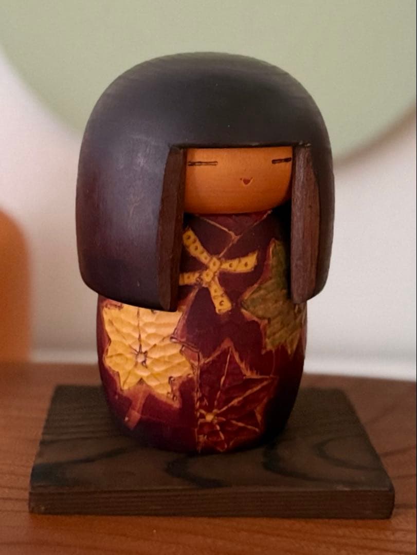 加藤竜雄 14cm丸みのある造形 美しい紅葉文様 ヴィンテージ作品
