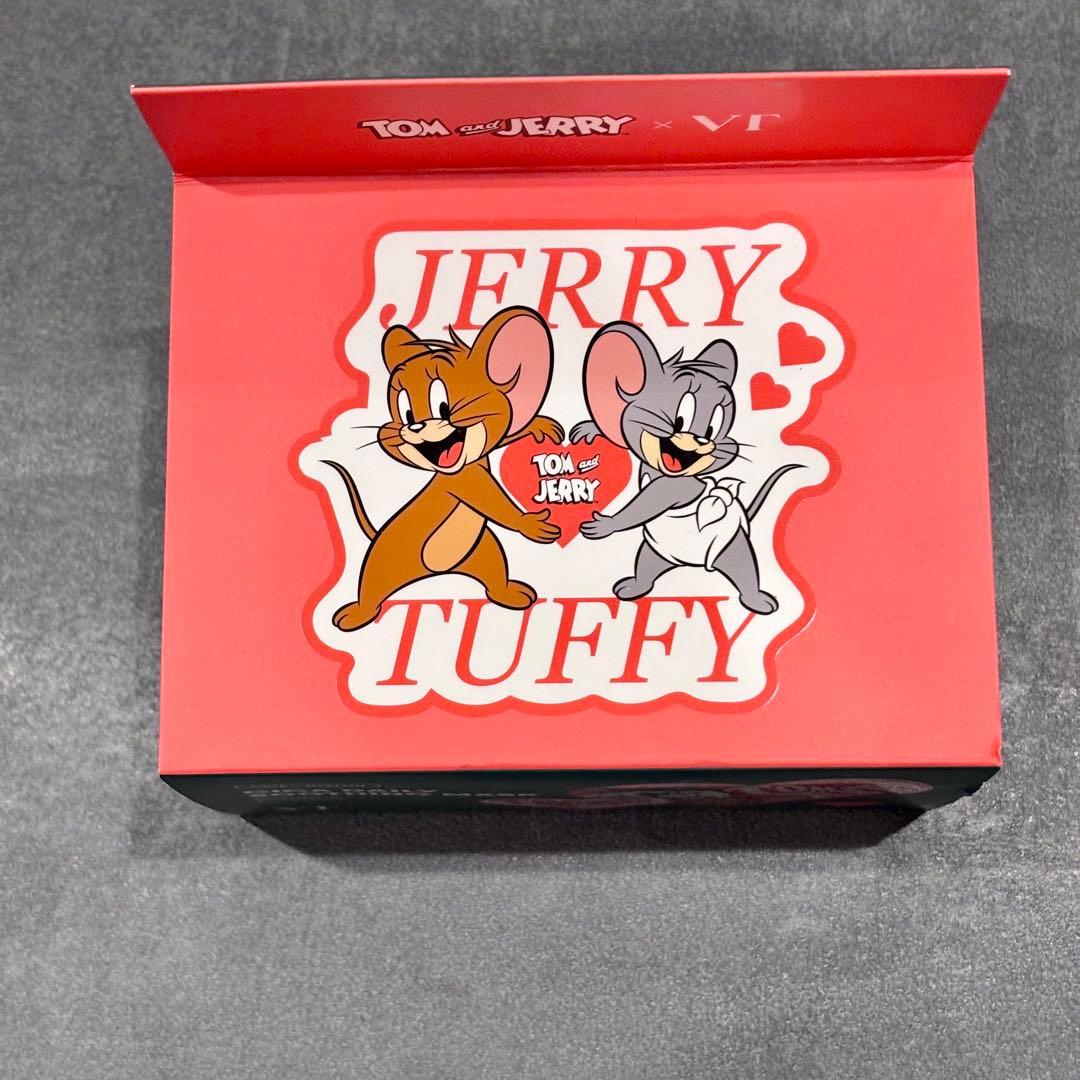 新品未開封【VT】シカデイリースージングマスク30枚×4箱　トムとジェリー