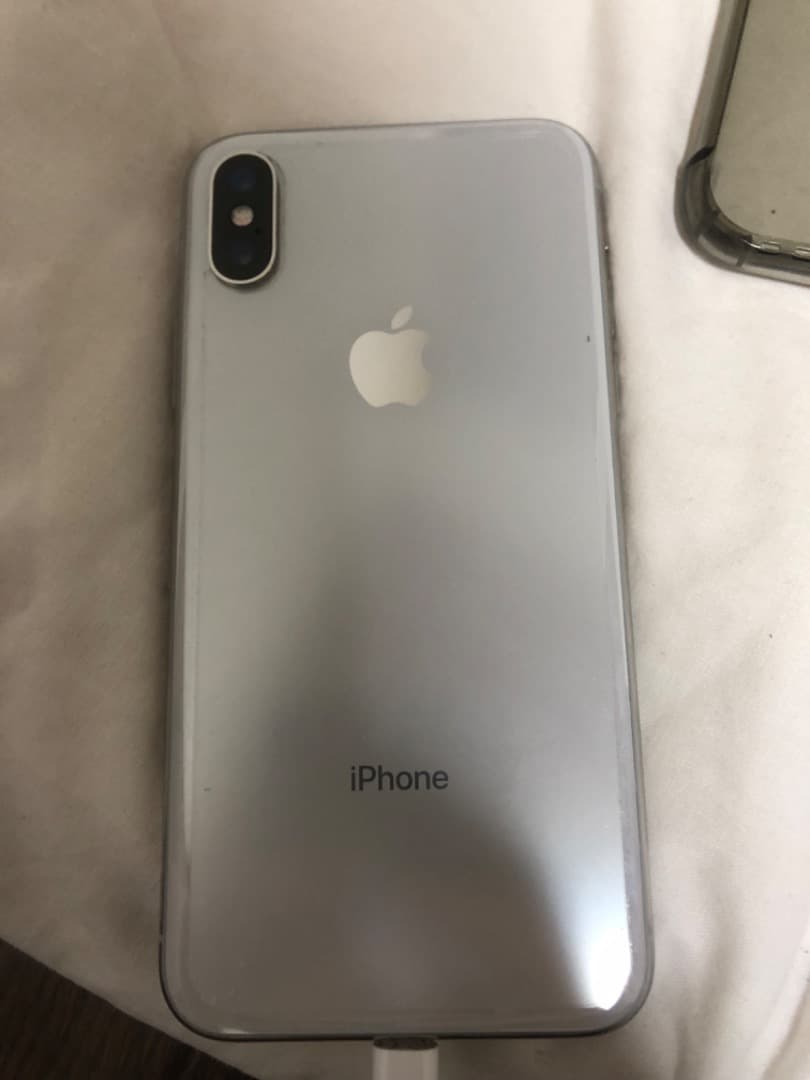 スマートフォン本体 IPhone X pin 100%