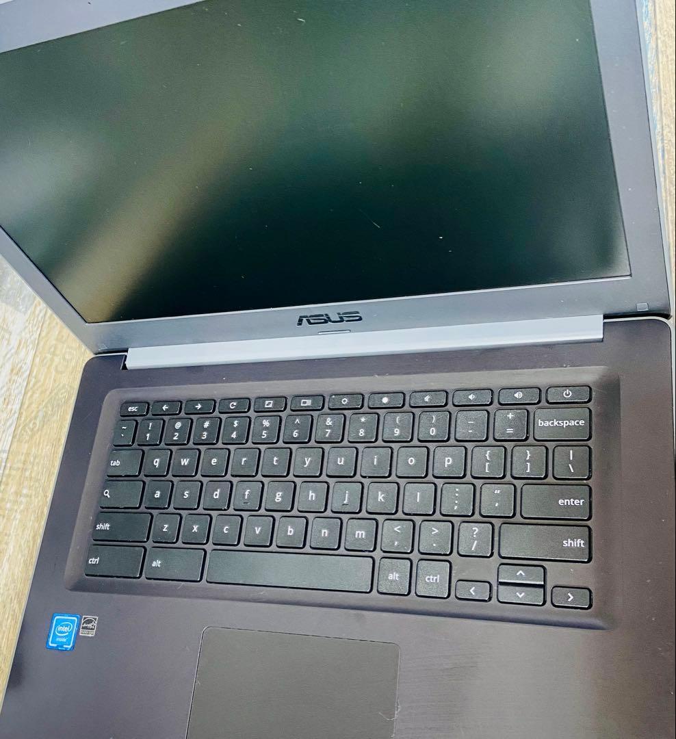 【初期化済】ASUS Chromebook C403NA 14インチ 堅牢モデル