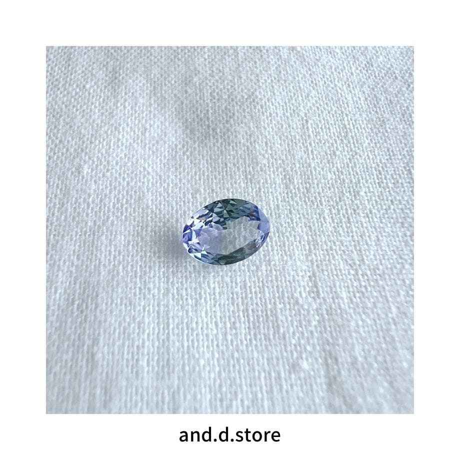 RA-017 バイカラーゾイサイト  0.70ct