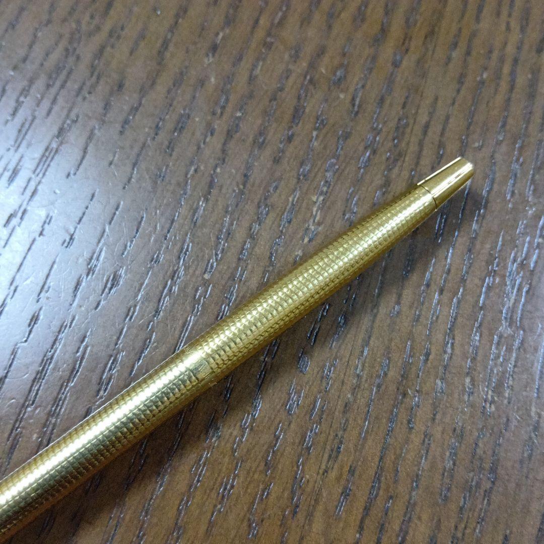 Caran d'Ache ボールペン