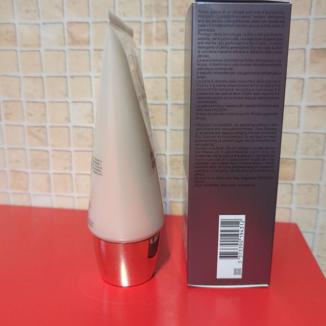 洗顔料 Helena Rubinstein PRODIGY CLEANSER 143g