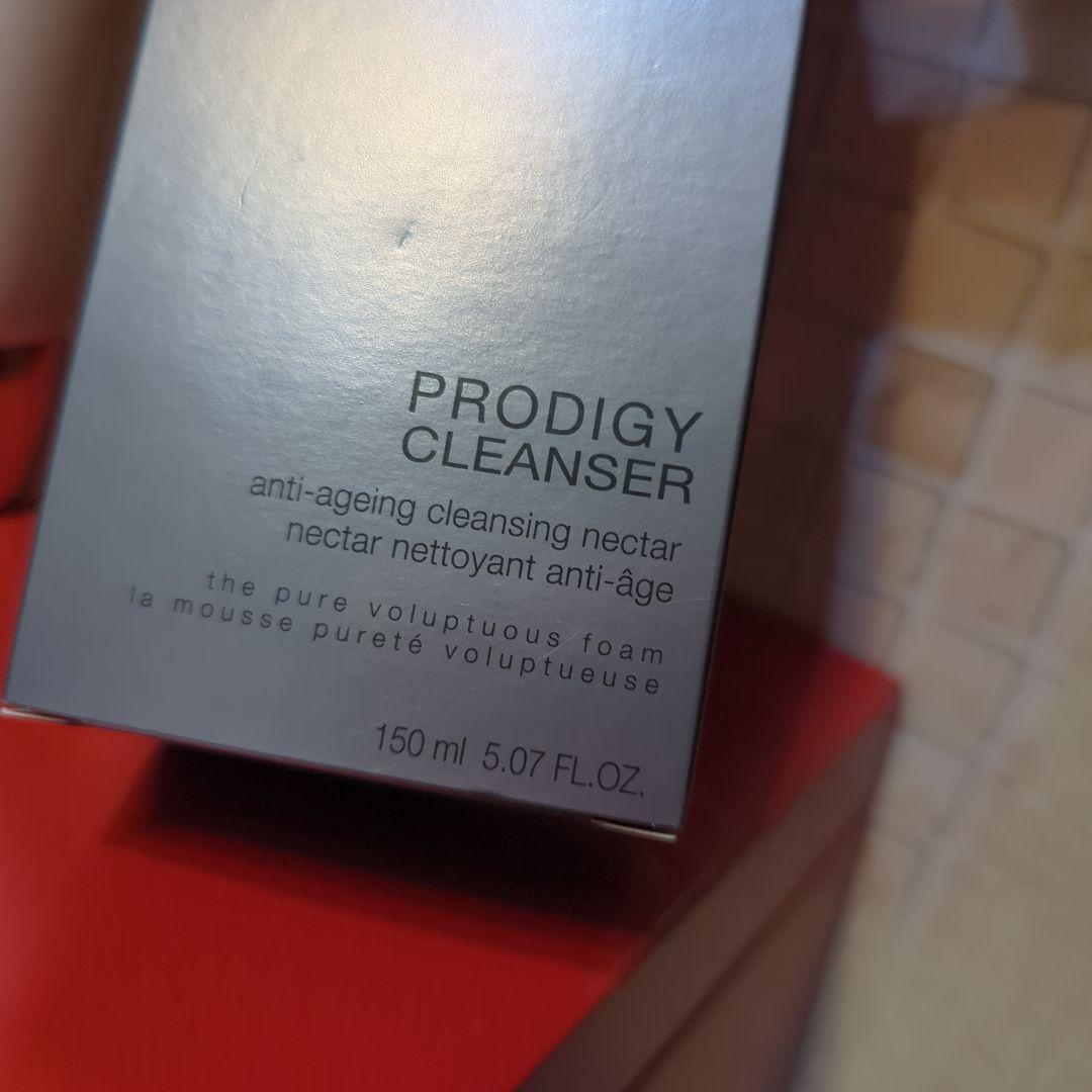 洗顔料 Helena Rubinstein PRODIGY CLEANSER 143g