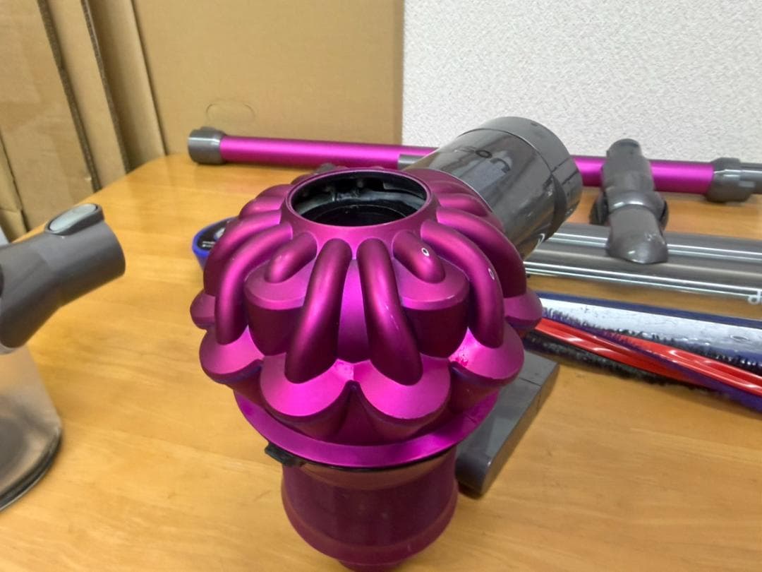 ダイソン V6 スティッククリーナー SV07 コードレス掃除機