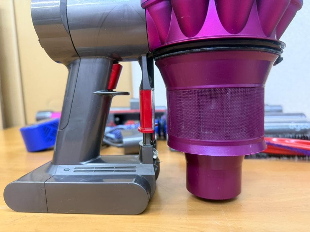 ダイソン V6 スティッククリーナー SV07 コードレス掃除機