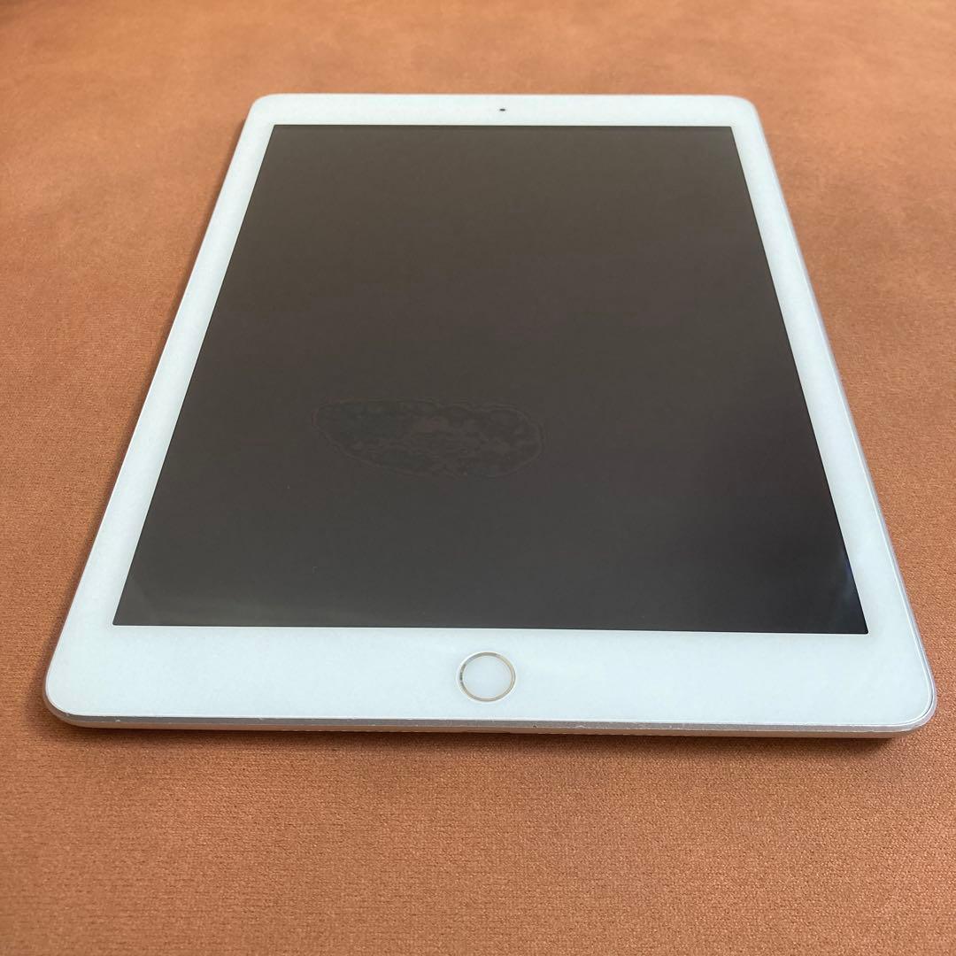 230【早い者勝ち】iPad5 第5世代 32GB WIFIモデル☆