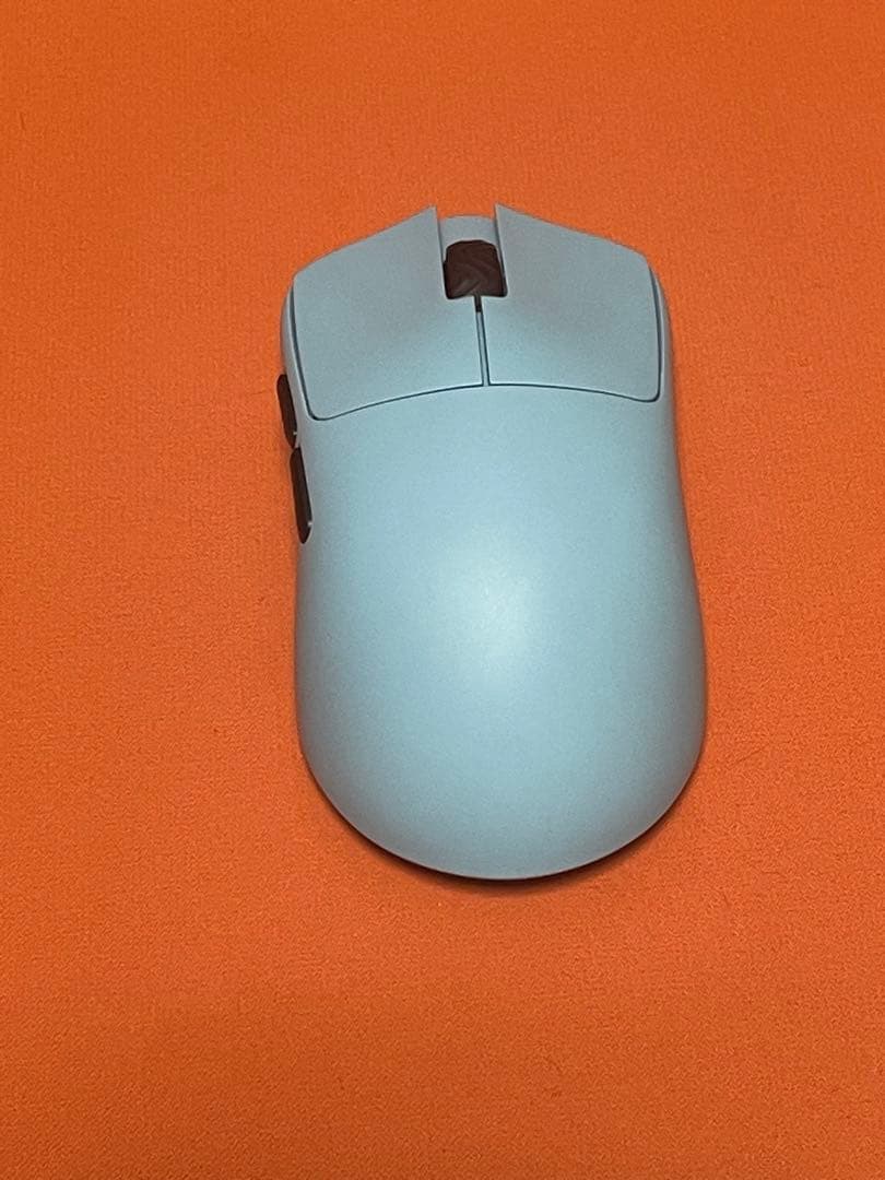Scyrox V6 ブルー