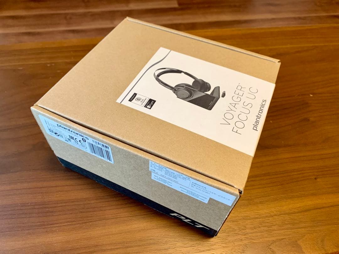 Plantronics Voyager Focus UC B825-M 新品