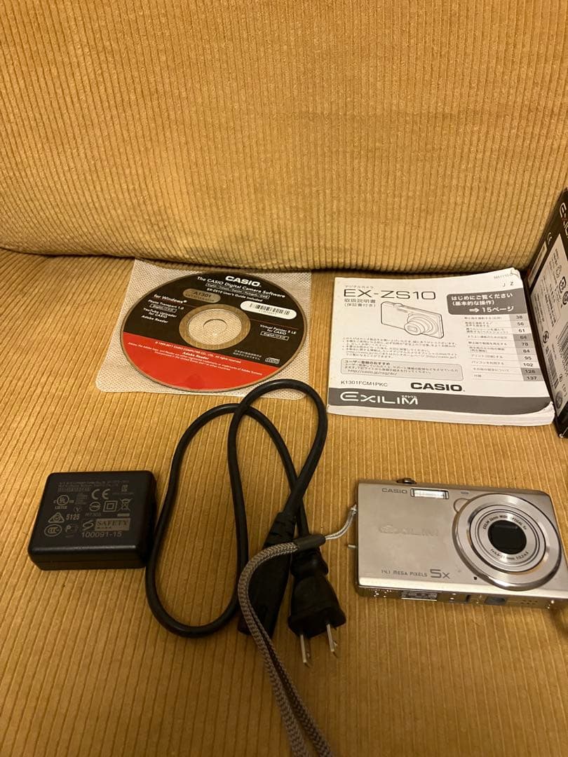 【動作品・備品元箱付】CASIO EXILIM EX-ZS10
