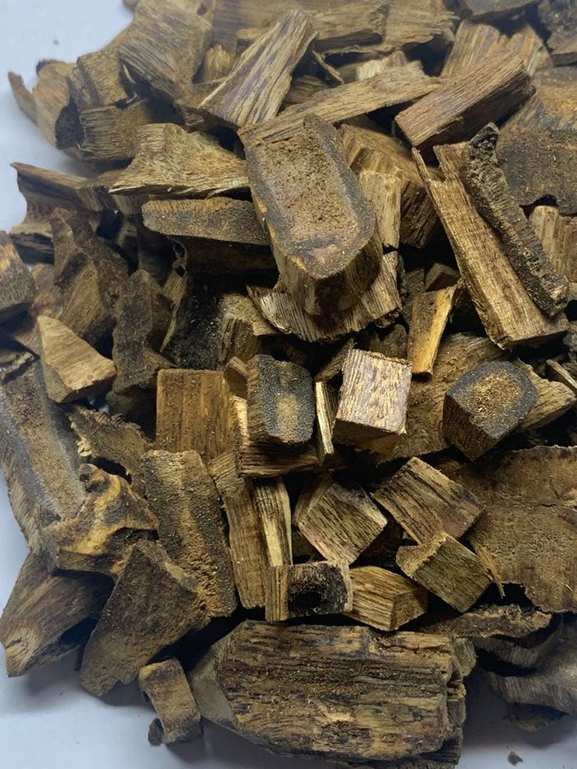 天然沈香 聞香用 香木 沈香粉 伽羅 (重さ:30g)