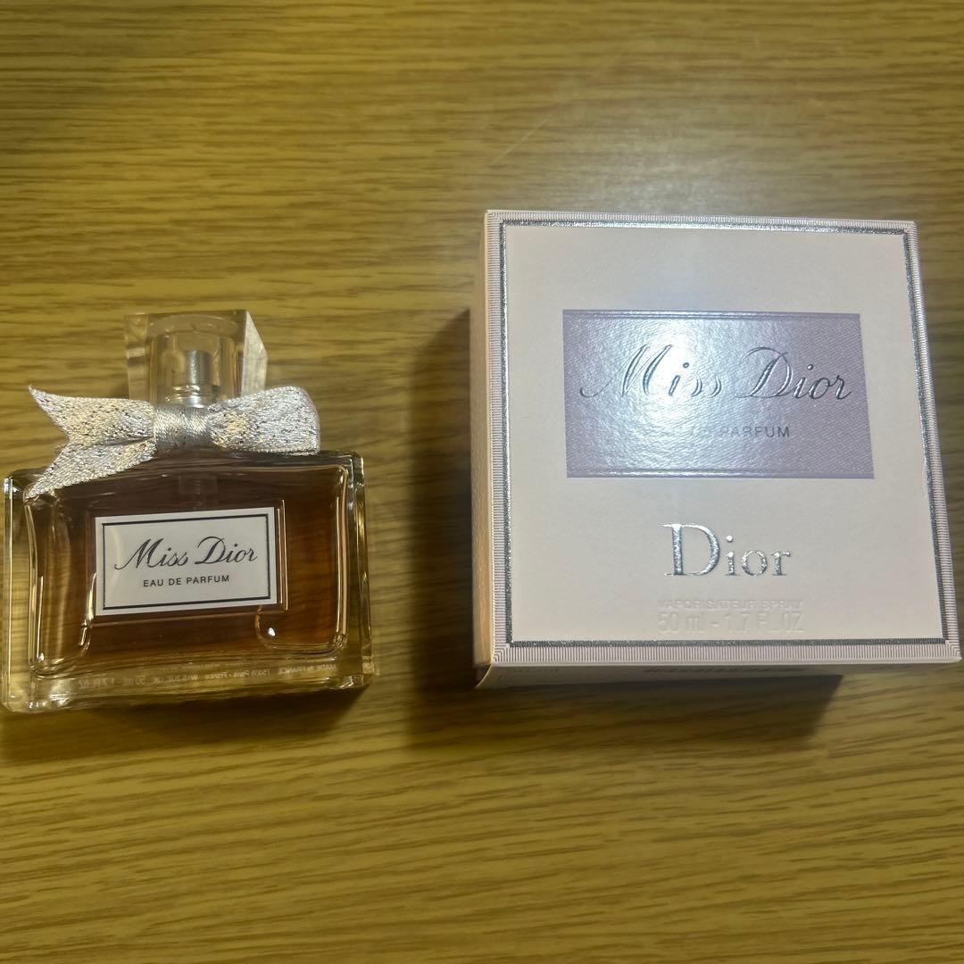 赤ちゃん猿さんMiss Dior Eau de Parfum 箱付き ディオール