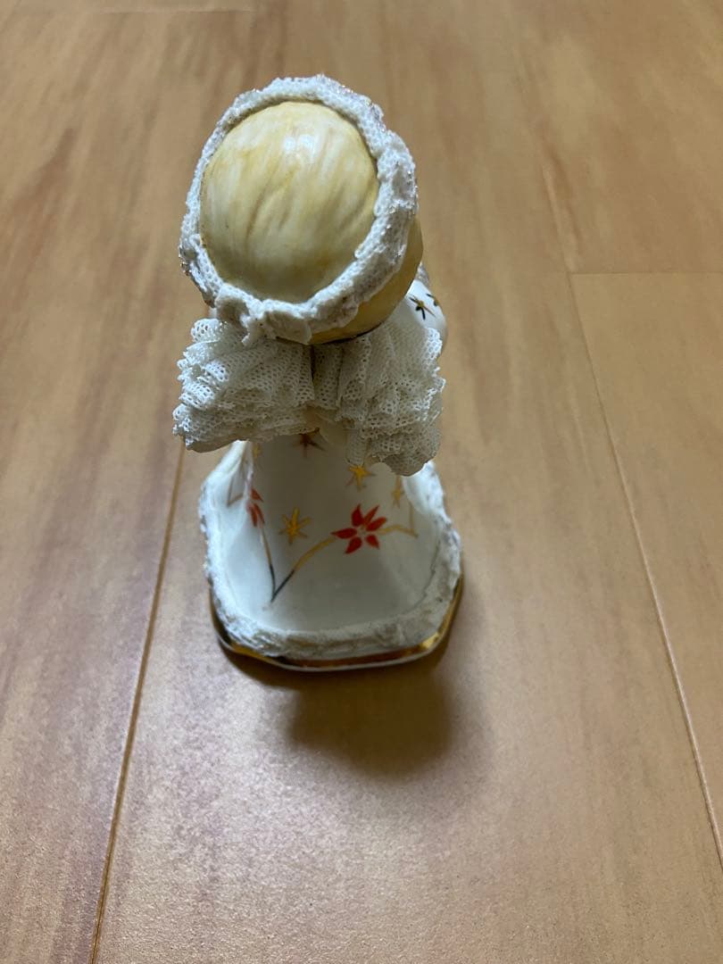 アイリッシュドレスデン陶器置物