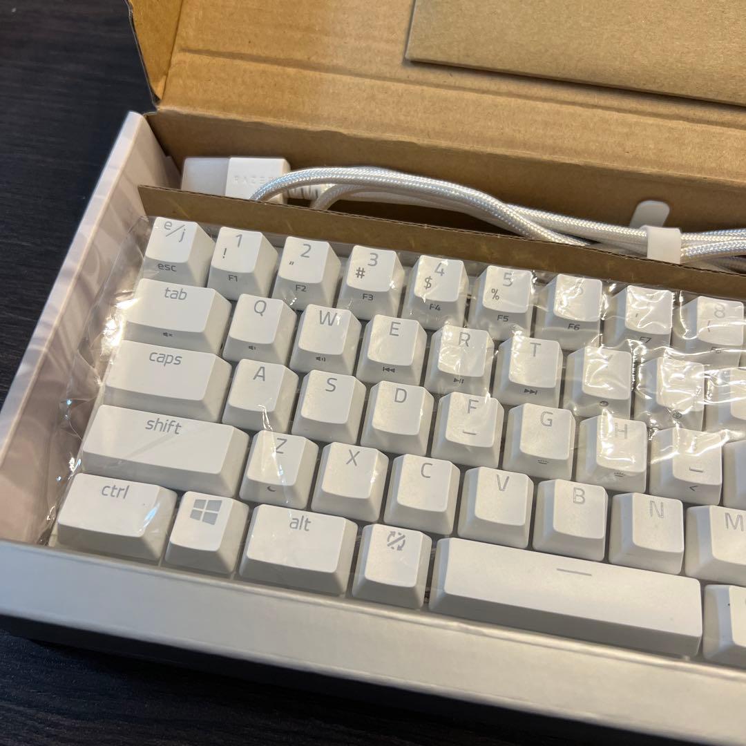 Razerゲーミングキーボード テンキーレス 白