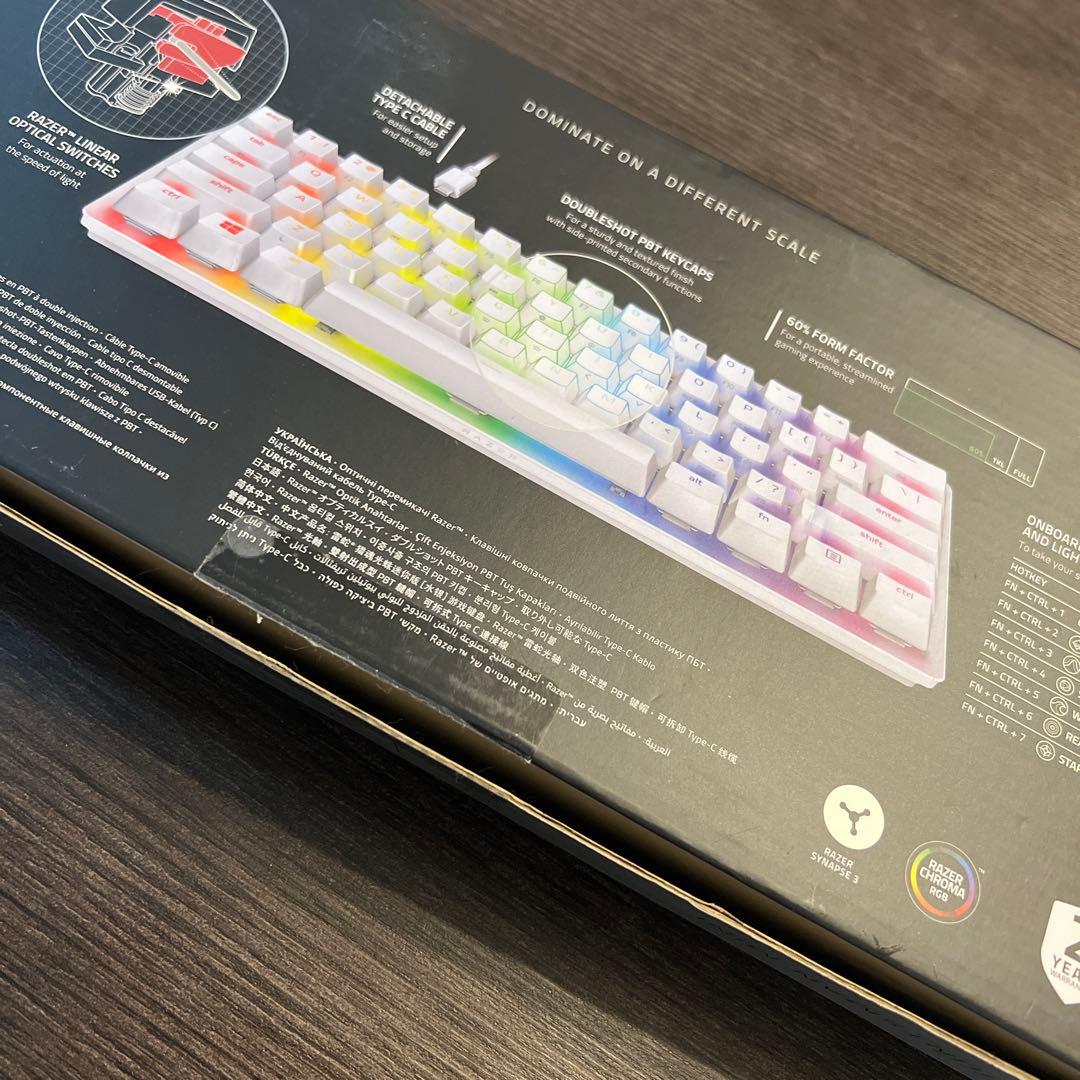 Razerゲーミングキーボード テンキーレス 白