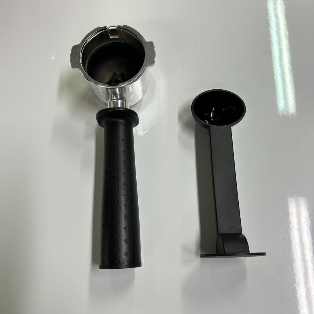デロンギ スティローザ エスプレッソカプチーノメーカー 美品 EC235J-BK