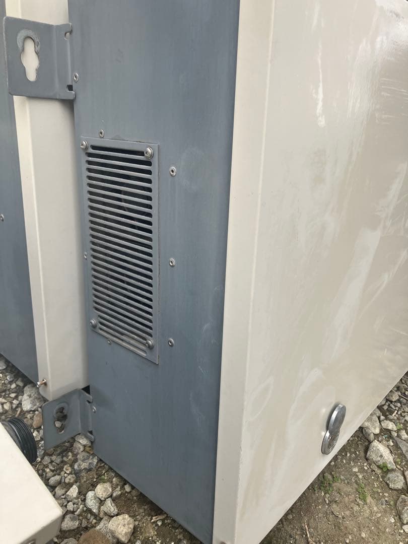 三相パワーコンディショナ　ダイヤゼブラ電機製(旧田淵電機)9.9kwパワコン①