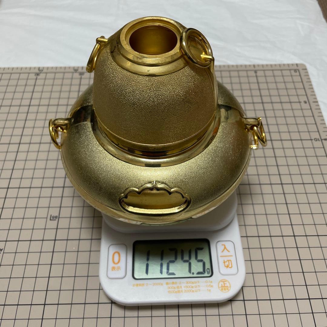 黄金の茶釜.金茶釜風 香炉置物 2点.開運金色の装飾が美しい円形スタンプ台。