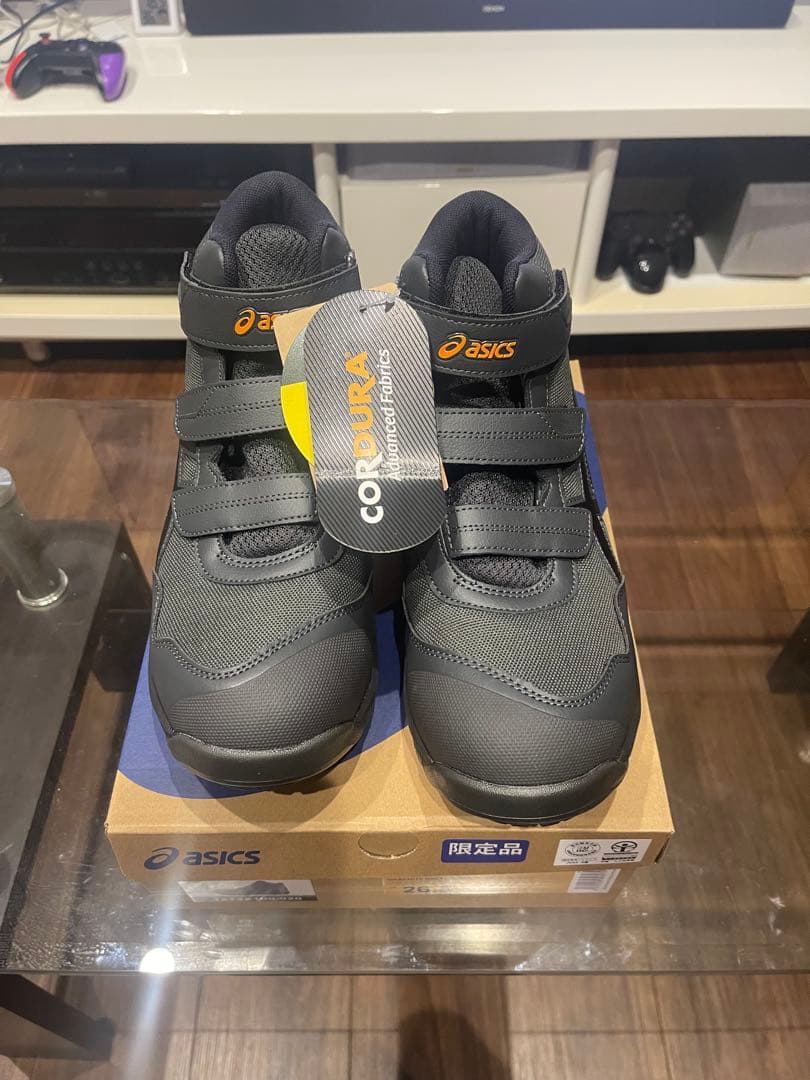 限定色　26.5センチ　新品　asics WINJOB CP216 TOUGH