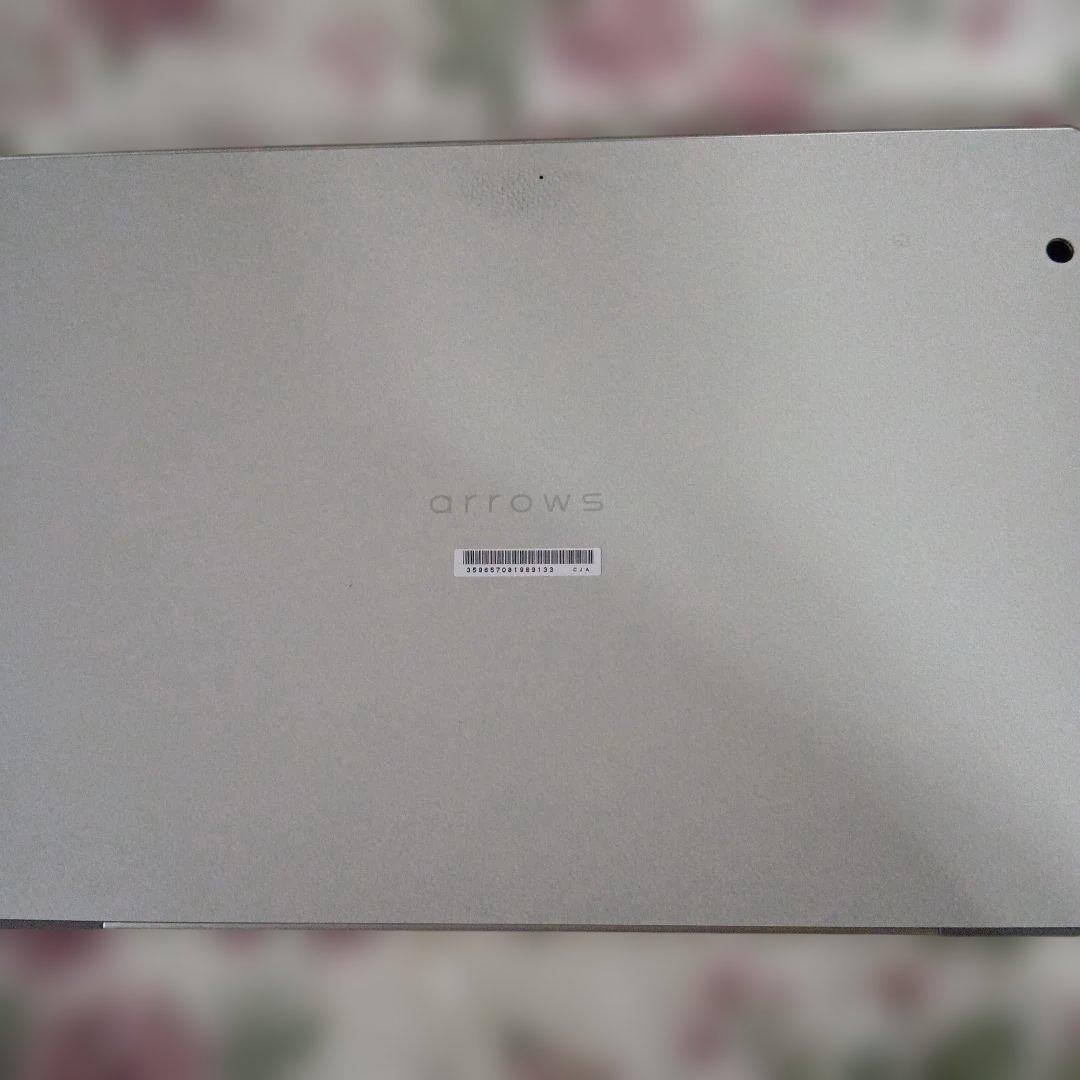 未使用　docomo arrows Tab F-02K 本体