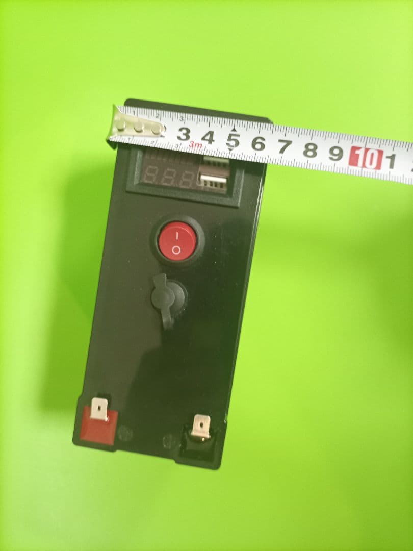“新型高耐久バッテリー、12V、未使用”