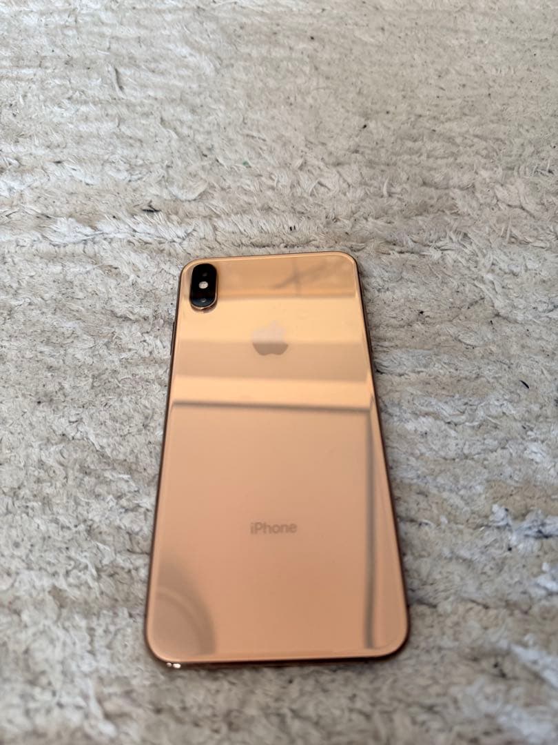 iPhone XS Max SIMフリー