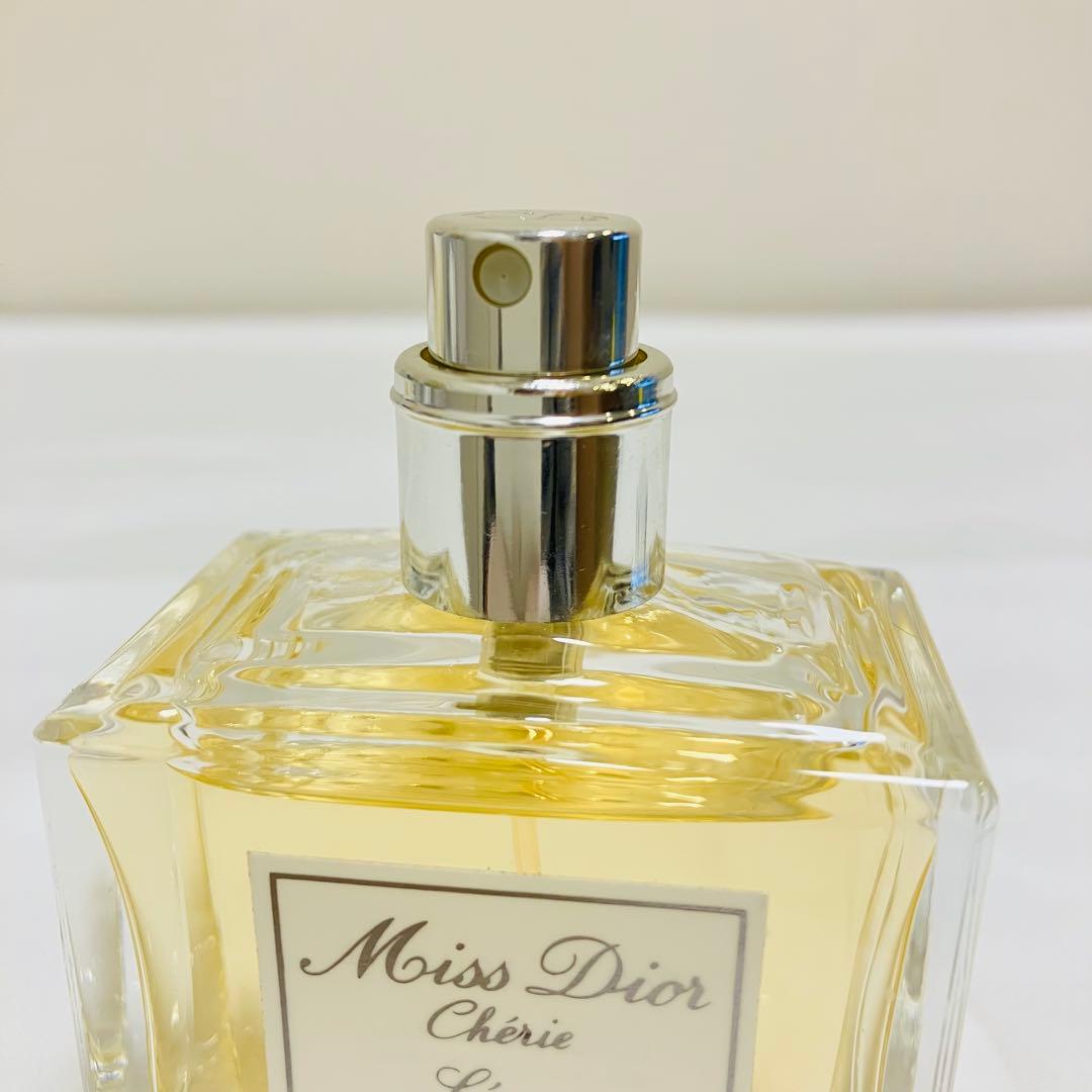 Tomoミスディオール　シェリー　ロー　オードトワレ　香水　50ml