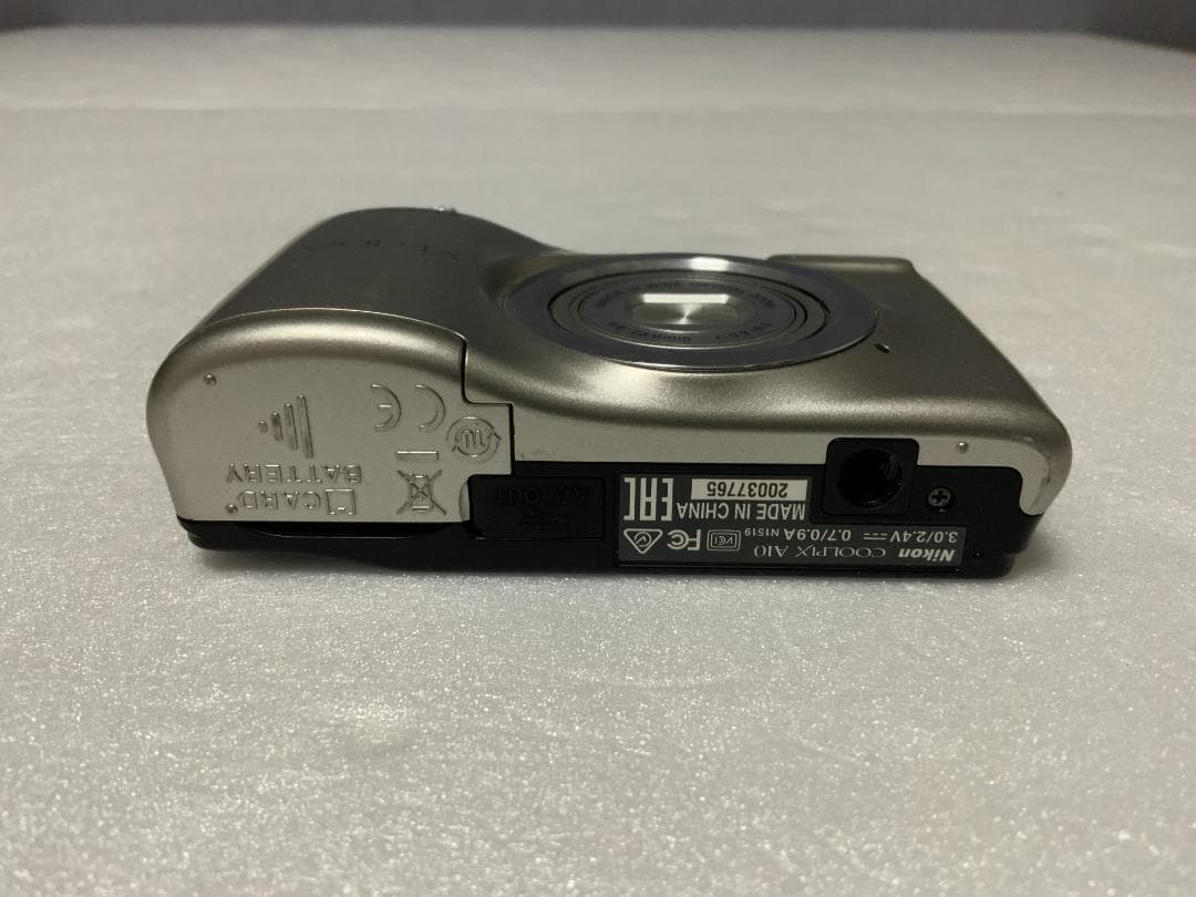 Nikon COOLPIX A10 シルバー
