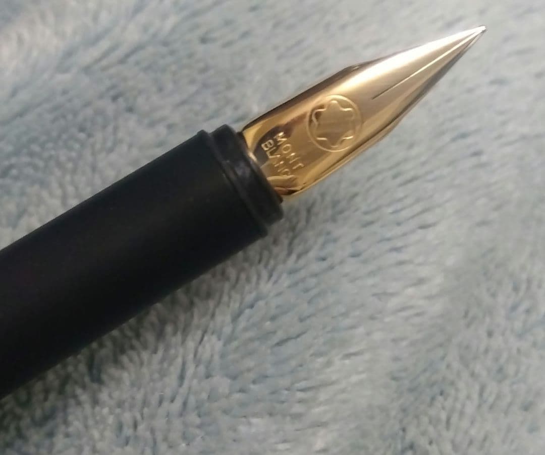 MONTBLANC モンブラン　万年筆