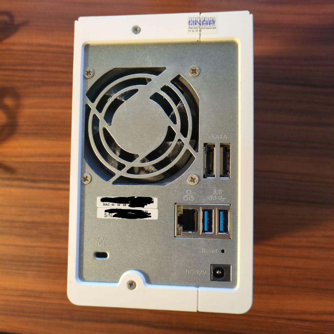 t*1様 QNAP TS-220 NAS 2ベイ USB 3.0搭載