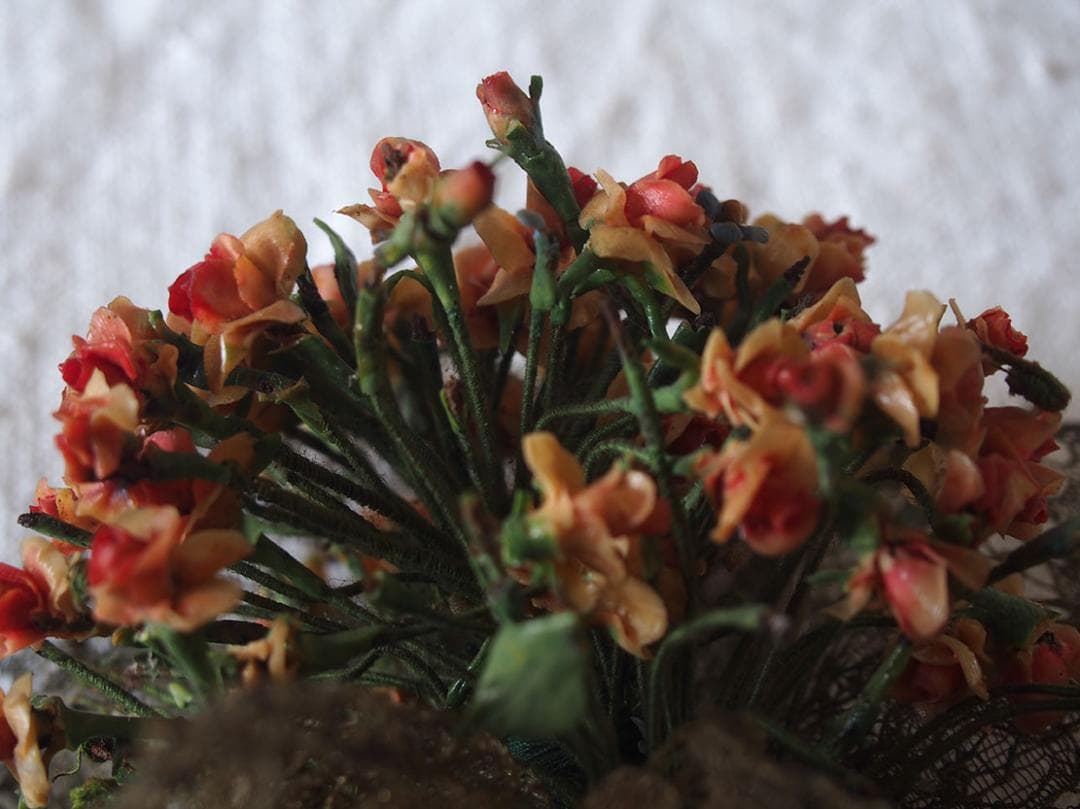 小さな花のコサージュ 金属糸レース アクセサリー/K401