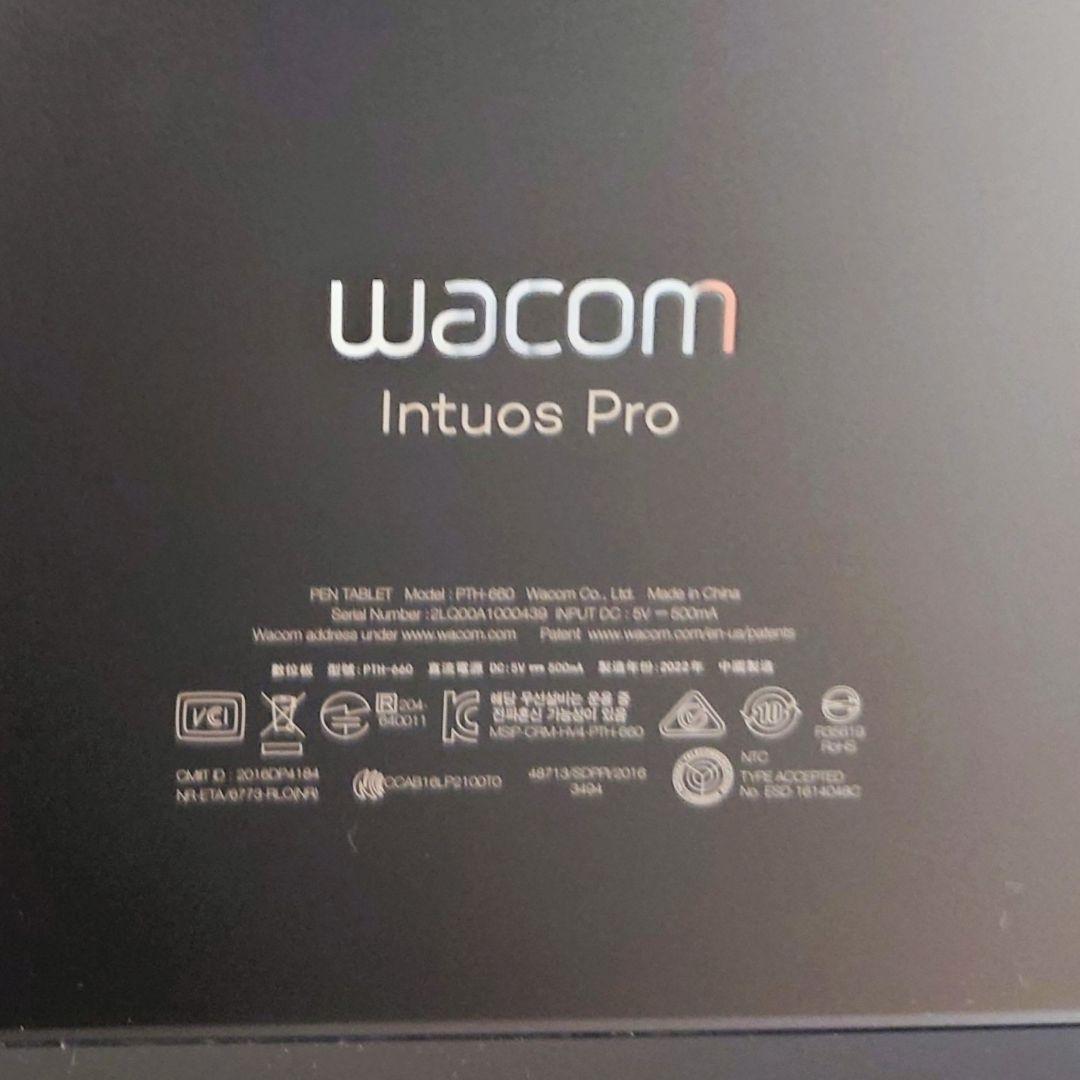 Wacom Intuos Pro PTH-660 Mサイズ ペンタブレット