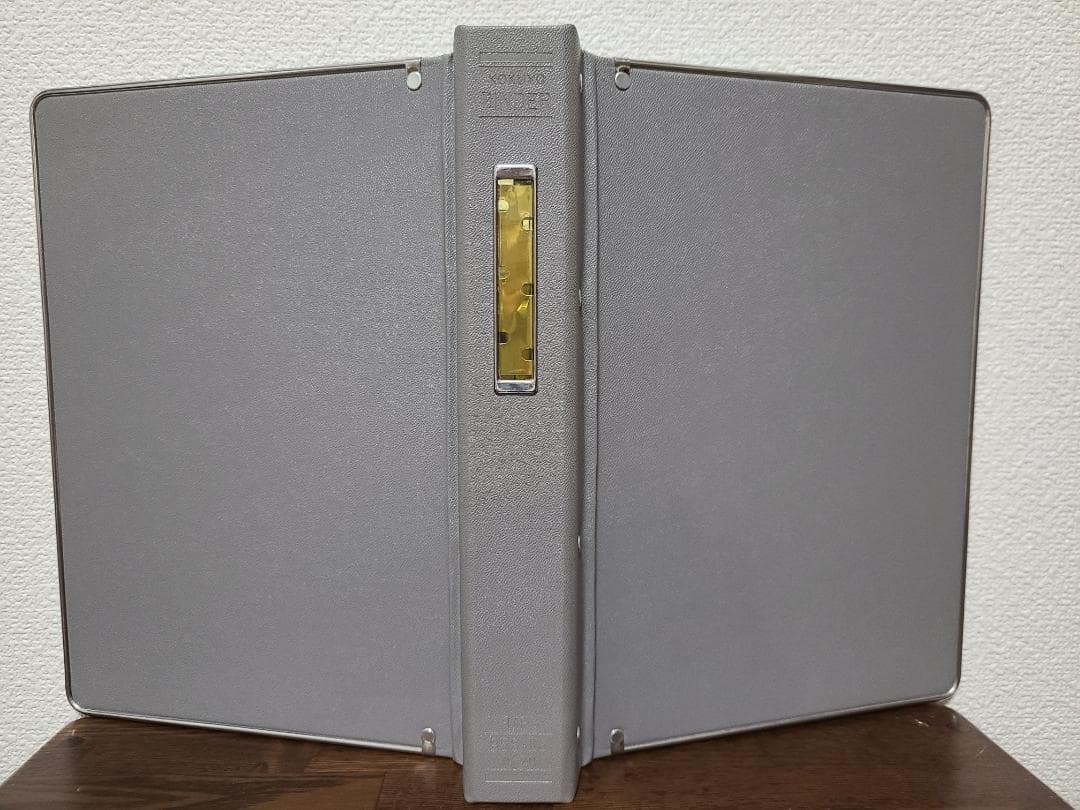 コクヨ ファイル バインダー ビニール貼りＢ５×26穴 200枚 ６冊セット