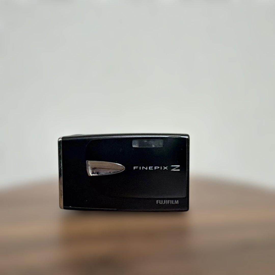 【オールドコンデジ】 FUJIFILM FinePix Z20fd