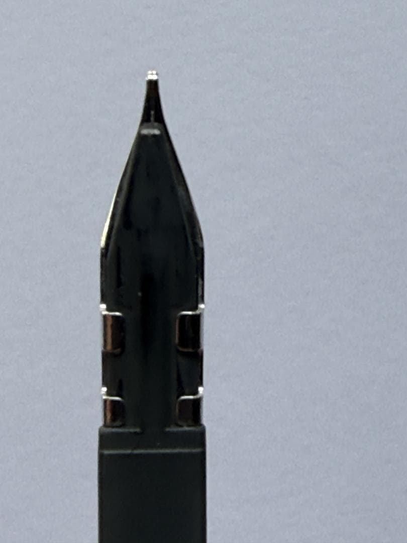 【美品】パイロット（PILOT)万年筆　キャップレス マットブラック