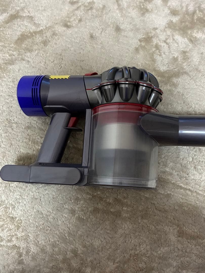 【ジャンク品】dyson v8 fluffy extra