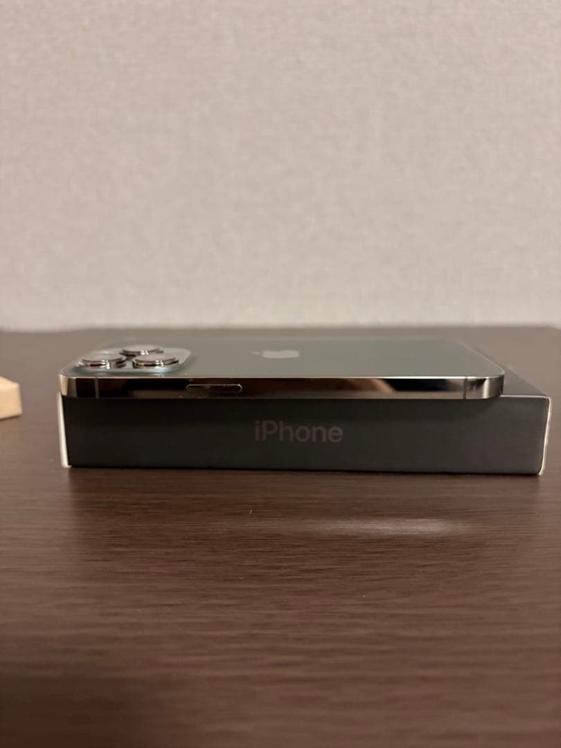 【新バッテリー】iPhone13pro 本体