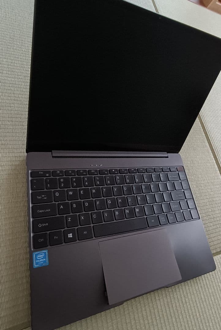CHUWI ノートPC ダークグレージャンク品