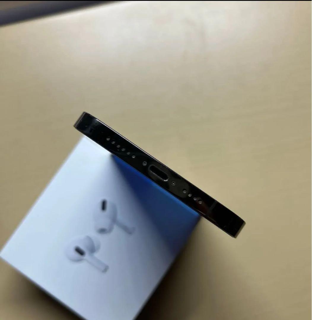 iPhone13 Pro Max 128GB SIMフリー　割れなし