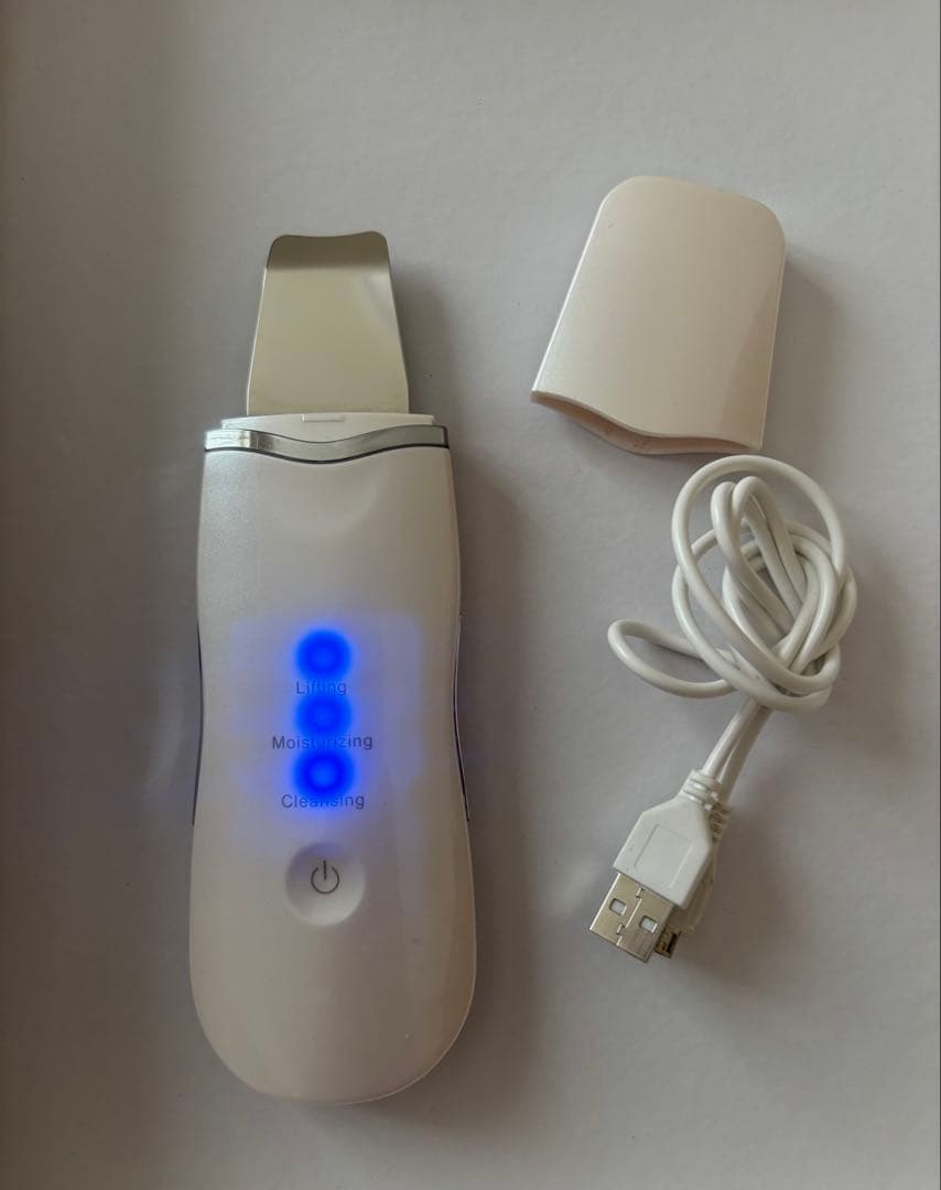 美顔器 リフティング・保湿・クレンジング機能付き