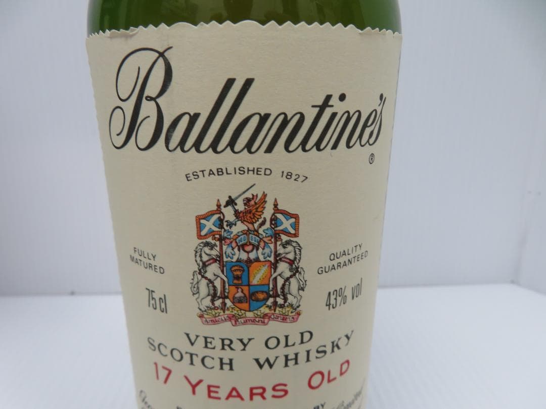 Ballantine's　バランタイン　17年　旧ボトル　未開栓　　　　　143