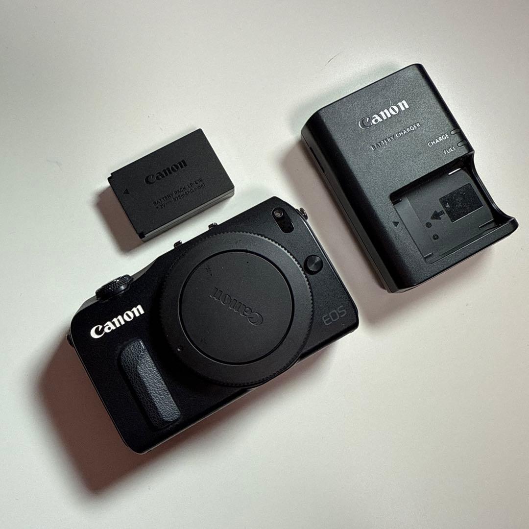 Canon EOS M ボディ 純正バッテリー 箱 ストラップ付き