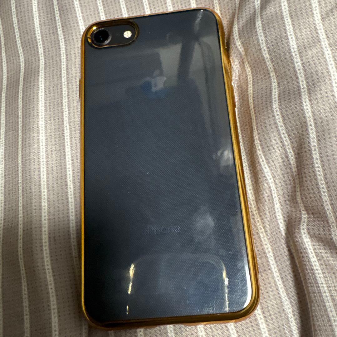 iPhone 本体 バッテリー最大容量100%